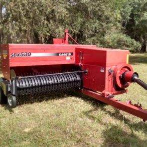 2005 Case Square Baler SBX 530 with Haymaster 8 Bale Accumulator & grapple